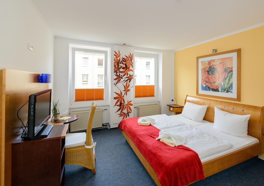 City Hotel-Pension Brandenburg Brandenburg  Номер фото